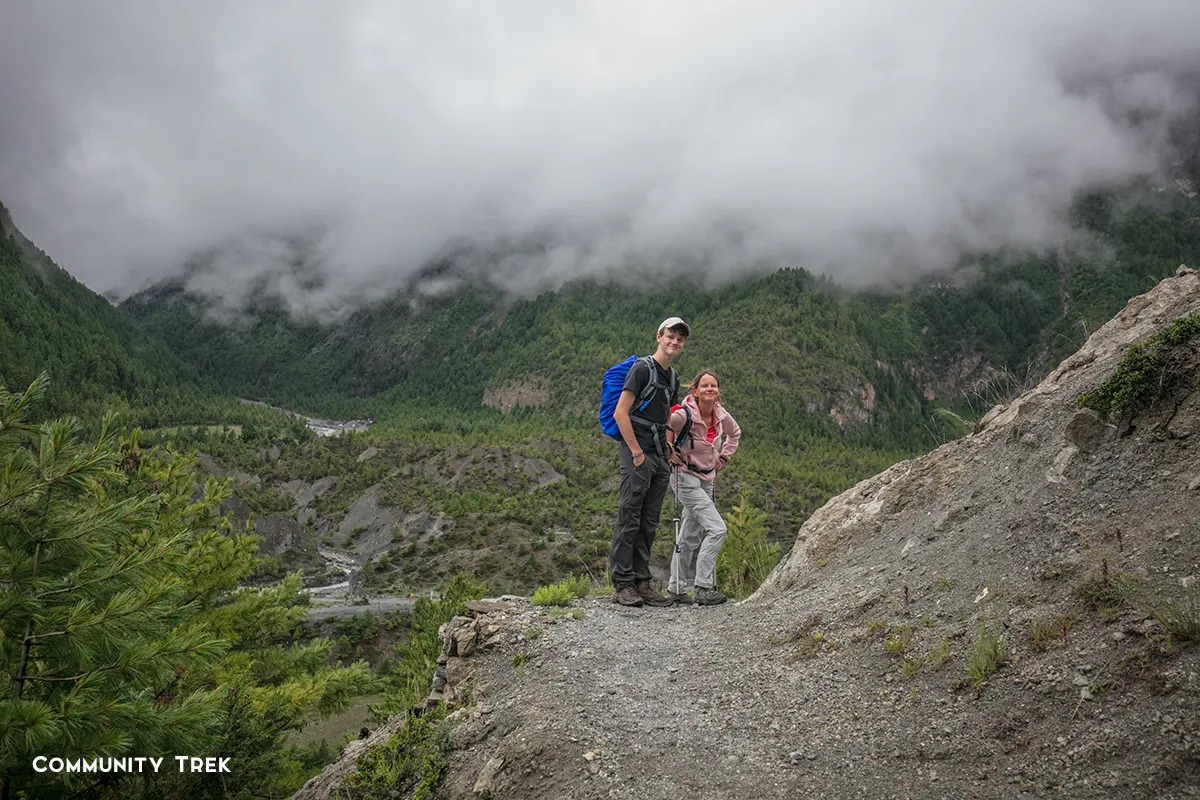 Trek to Nawal 3540m.