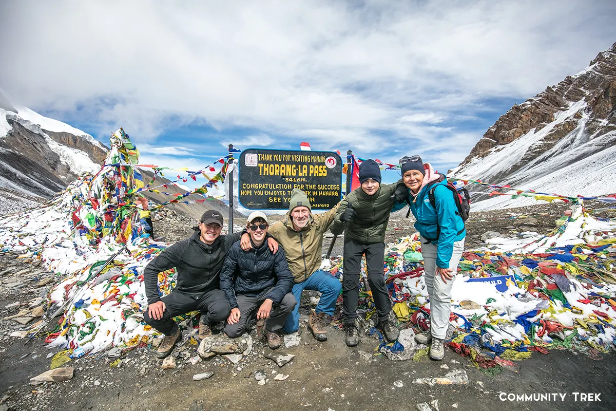 Trek  to Thorung La Pass  5,416m to Muktinath 3800m.